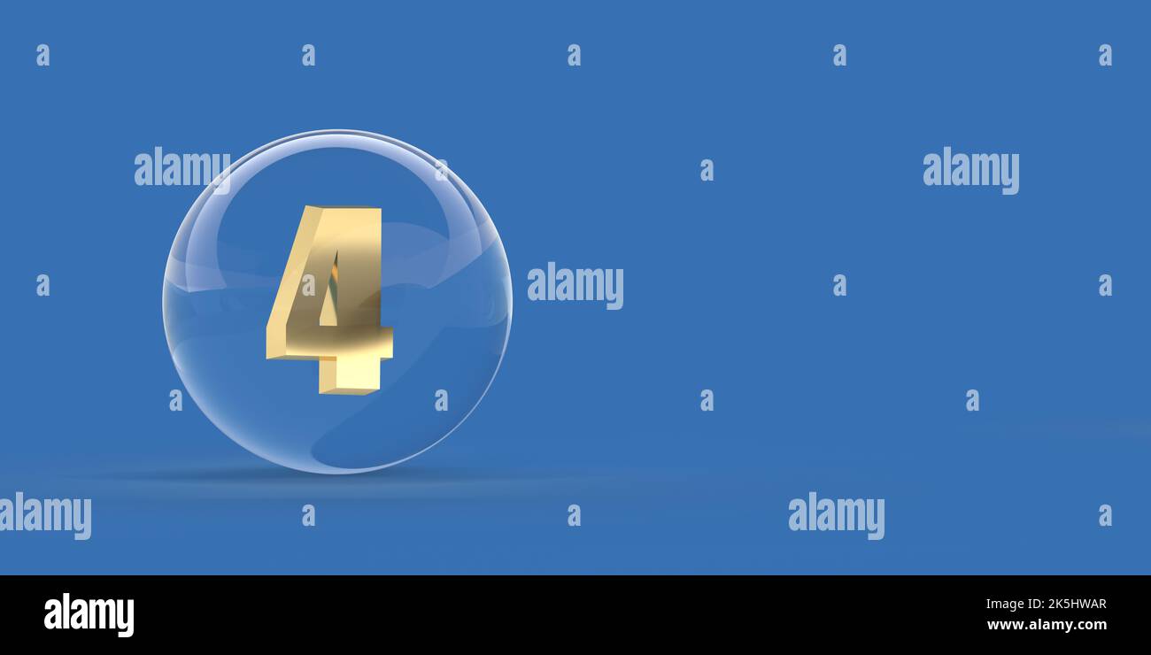 Goldene Zahl 4 Glaskugel auf blauem Hintergrund, Kopierraum und Beschneidungspfad. Realistische 3D Render Lichtreflexion und fallengelassene Schatten Illustration. Stockfoto