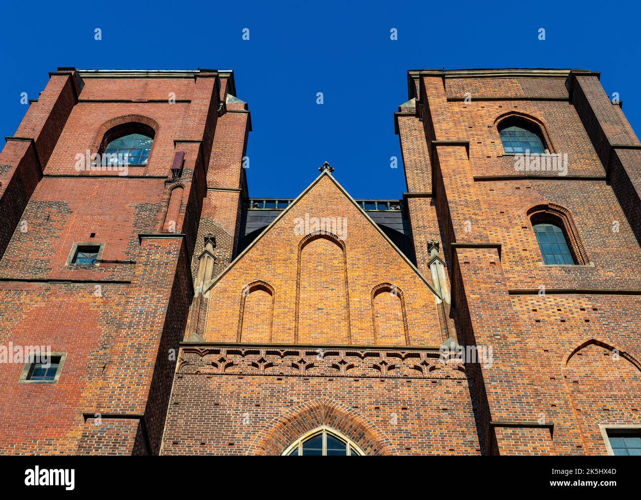 Wroclaw, Polen - 19. Juli 2022: Gotische Domkirche St. Maria Magdalena Katedra SW. Marii Magdaleny in der Szewska Straße in der historischen Altstadt Stockfoto