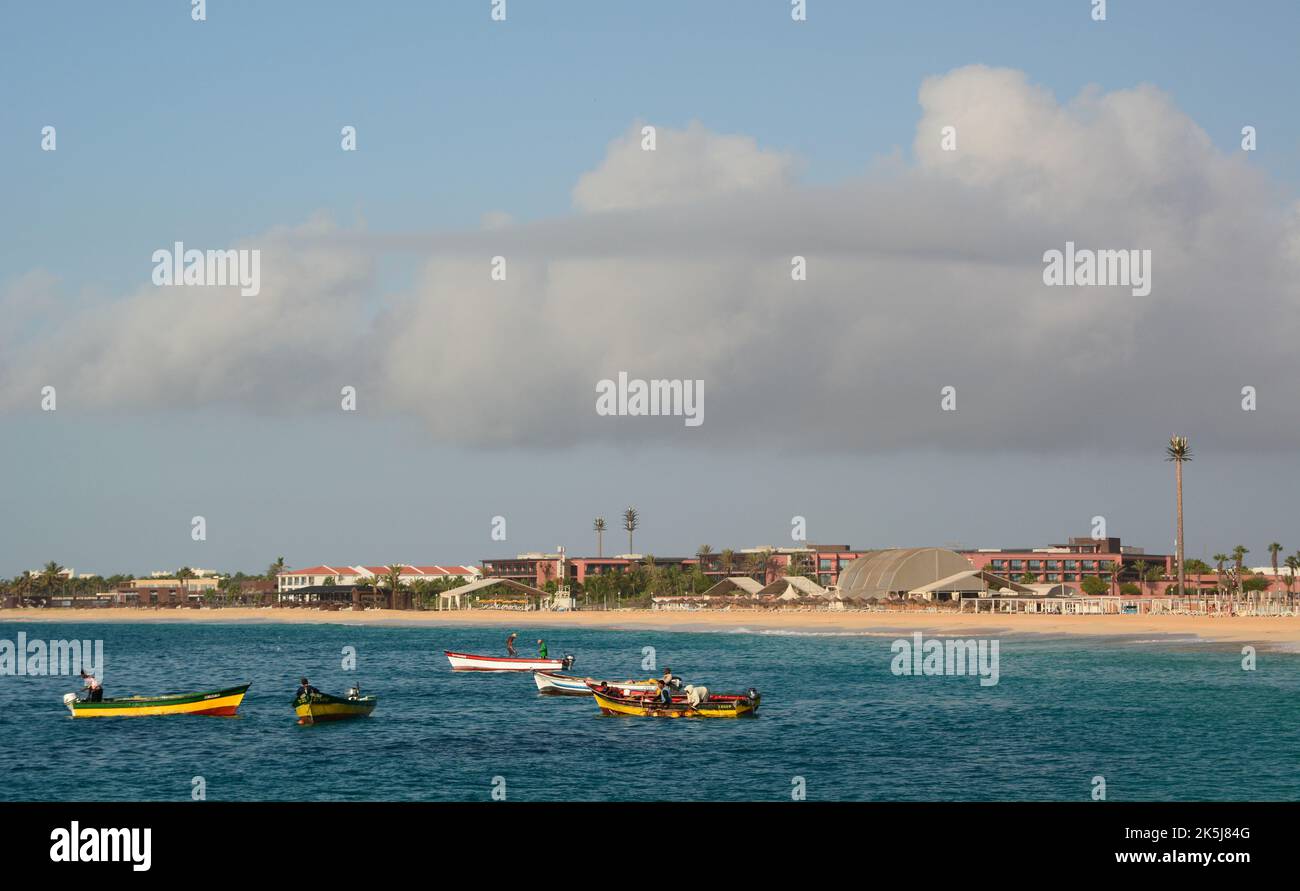 Fischerboote. Santa Maria Strand. Sal Island. Kap Verde Stockfoto