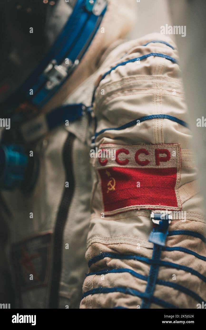 Kosmonauten-Raumanzug im sowjetischen Raumfahrtprogramm, ausgestellt im Museum für Kosmonauten, Moskau, Russland Stockfoto