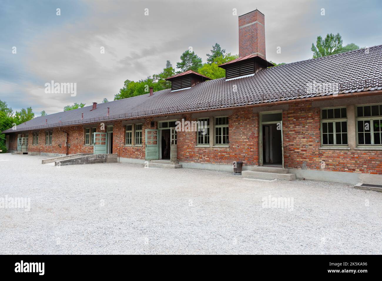 Dachau, Deutschland - 4. Juli 2011 : Gedenkstätte Konzentrationslager Dachau. Nazi-Konzentrationslager von 1933 bis 1945. Gaskammern und Krematorium buil Stockfoto