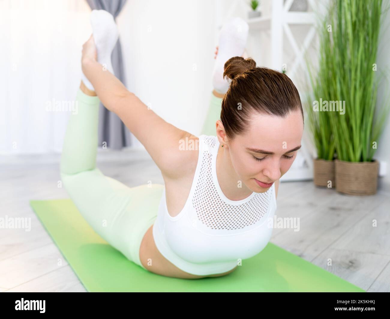 Gymnastik Workout sportlich Lifestyle Frau Gym Yoga Stockfoto