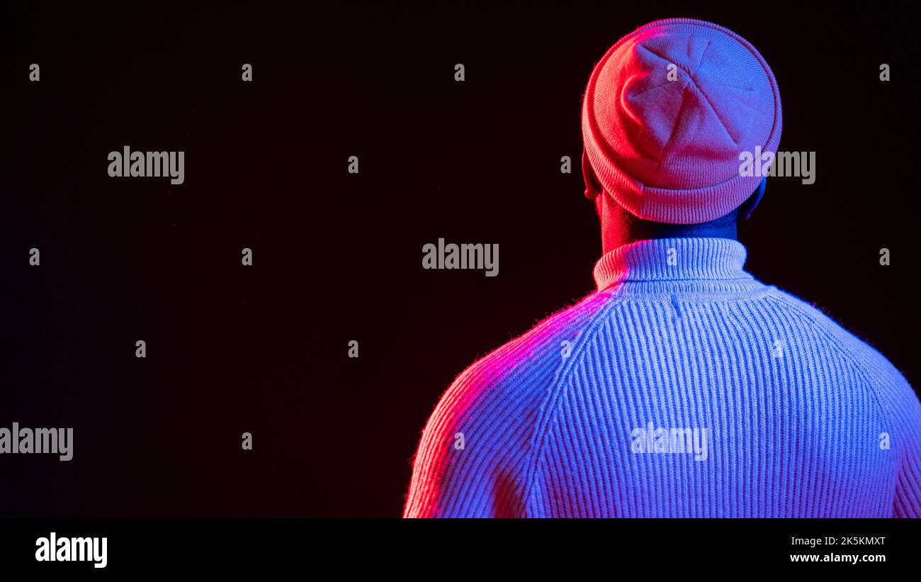 Neon-Anzeige bieten Banner männliche Mode trendy rotes Licht Stockfoto