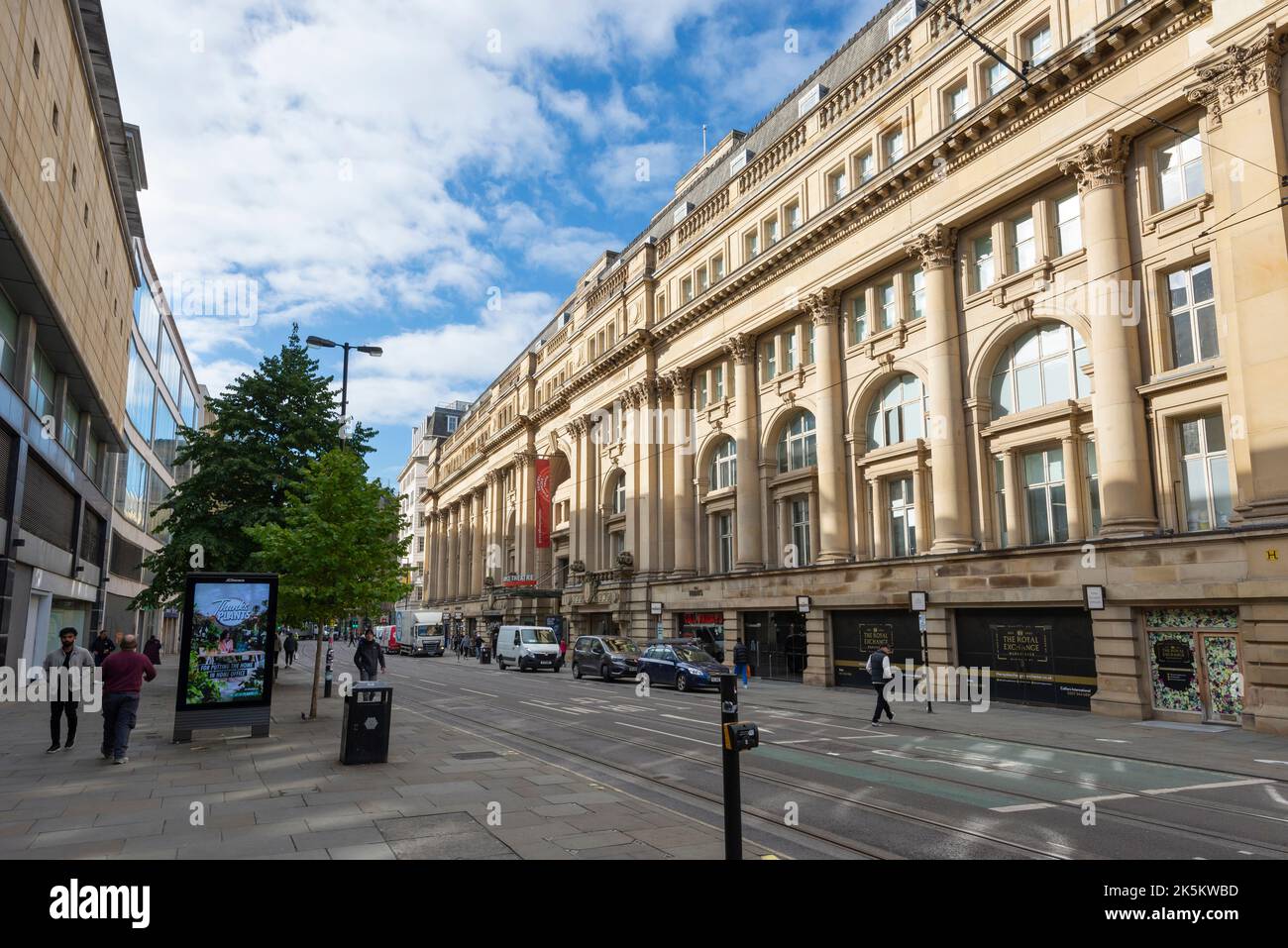 Das Gebäude des Royal Exchange Theatre an der Cross Street, Stadtzentrum von Manchester, England. Stockfoto