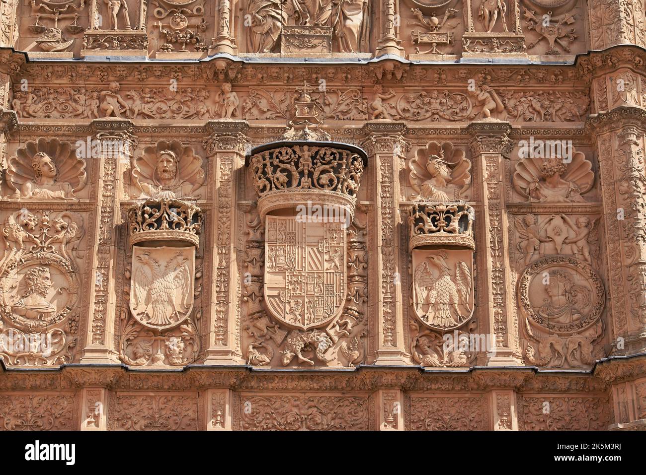 Architektonische Details an der Universität von Salamanca, Salamanca City, Spanien, Europa. Stockfoto