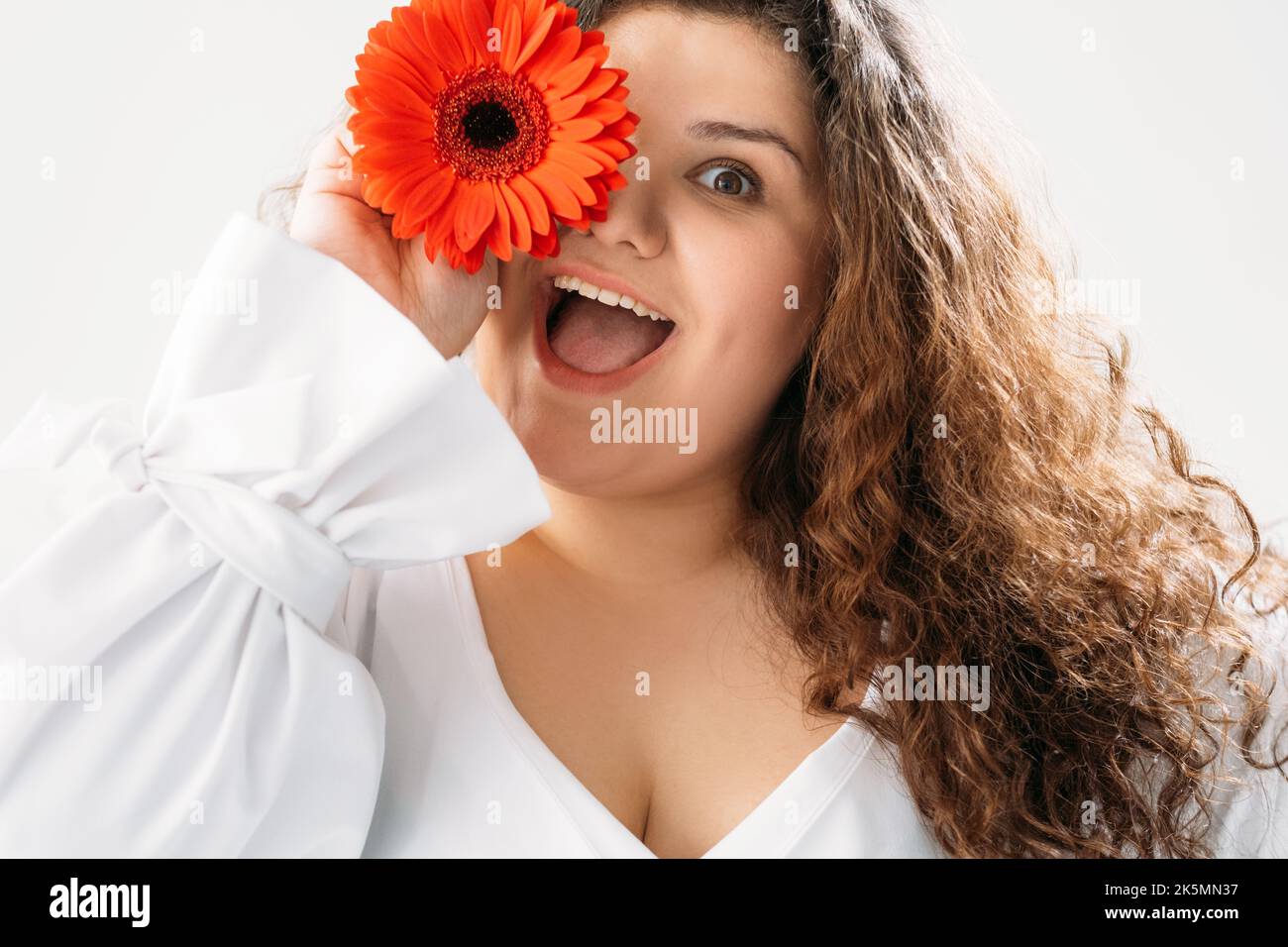 Freiheit Leben weibliche Schönheit Körper Akzeptanz natürlich Stockfoto