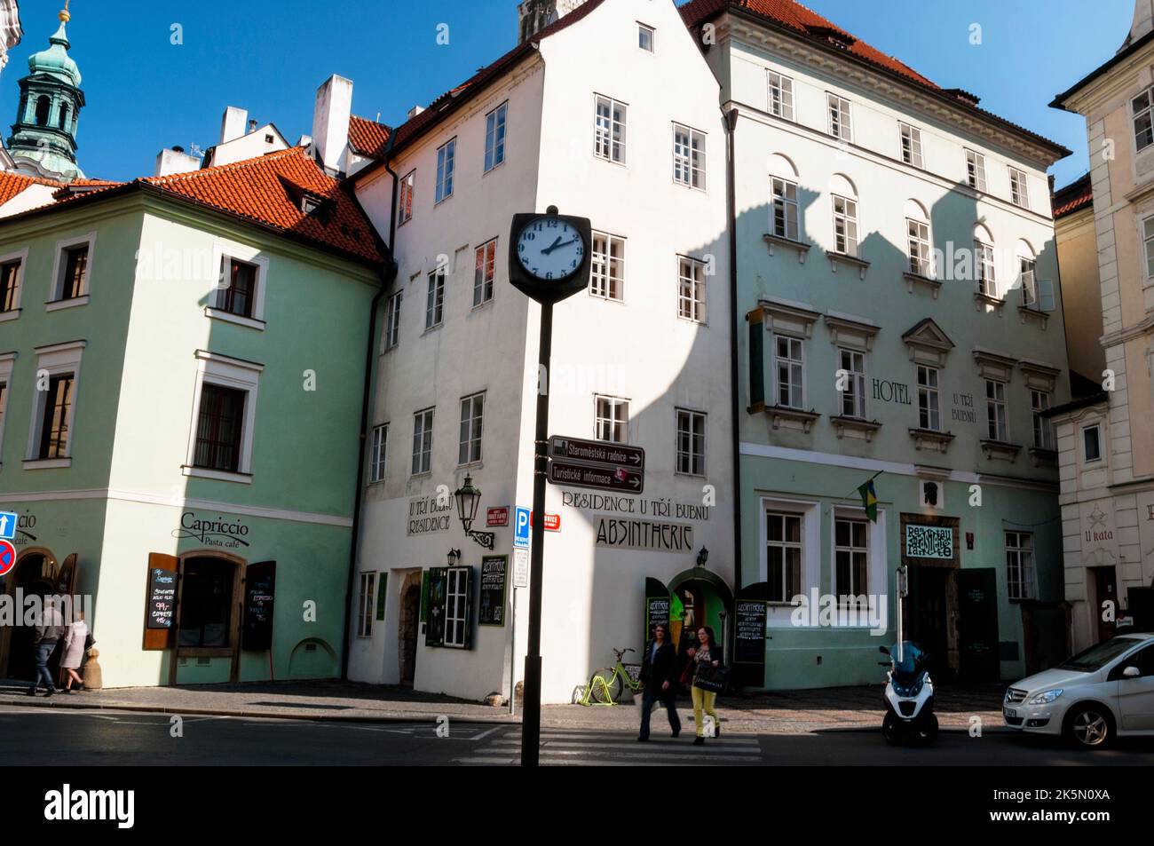 Absintherie Franz Kafka in Prag, Mitteleuropa, Tschechien. Stockfoto