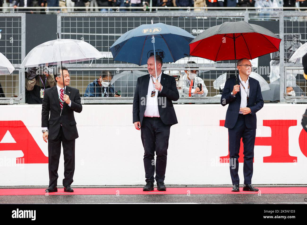 Suzuka, Japan. 9. Okt 2022. REID Robert (gbr), Stellvertretender Präsident für Sport der FIA, DOMENICALI Stefano (ita), Vorsitzender und CEO der Formula One Group FOG, Portrait während des Formel 1 Honda Grand Prix von Japan 2022, 18. Lauf der FIA Formel 1 Weltmeisterschaft 2022 vom 7. Bis 9. Oktober, 2022 auf dem Suzuka International Racing Course, in Suzuka, Präfektur Mie, Japan - Foto: Antonin Vincent / Dppi/DPPI/LiveMedia Kredit: Unabhängige Fotoagentur/Alamy Live News Stockfoto