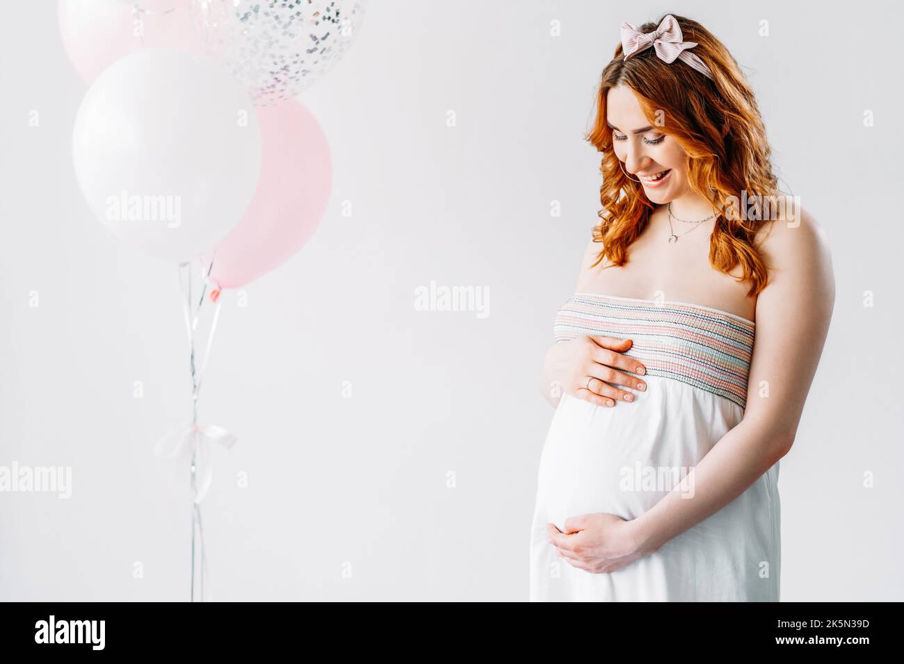 Schwangerschaft Modell schießen glücklich Frau erwartet Stockfoto