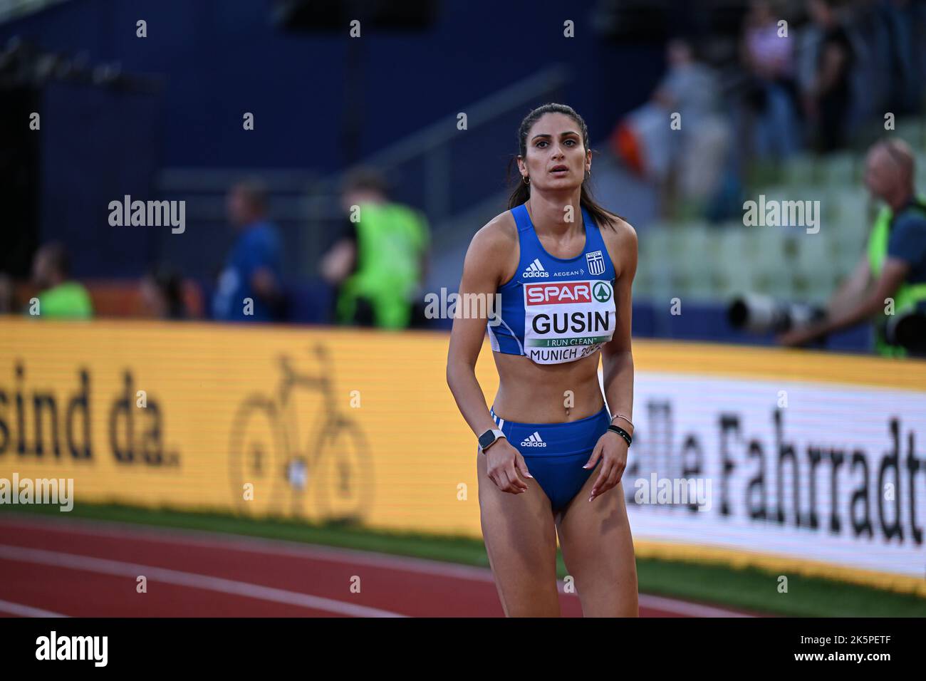 Tatiana Gusin nimmt am Hochsprung der Leichtathletik