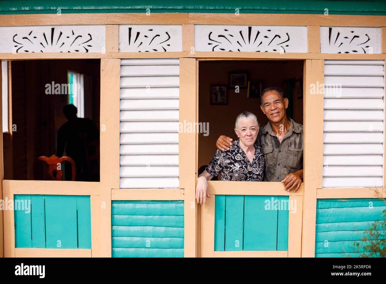 2022.10.04 Dominikanische Republik Anamuya.. PA paar ältere Dominikaner Stockfoto