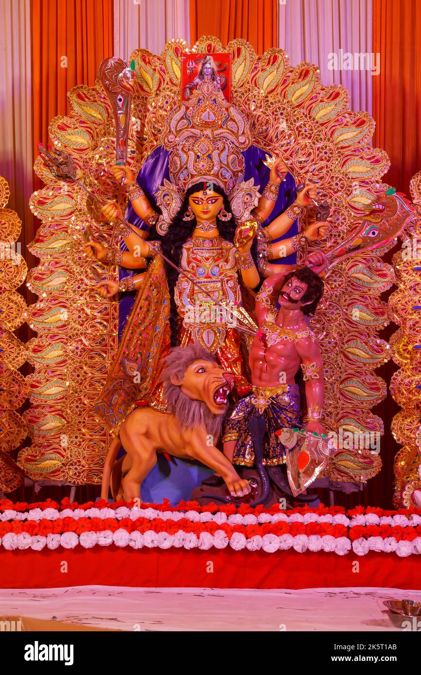 Chittaranjan Park Milan Samiith,Dt-1 Oct 2022.Ein Blick auf Durga Idiol in Puja Pandal Stockfoto