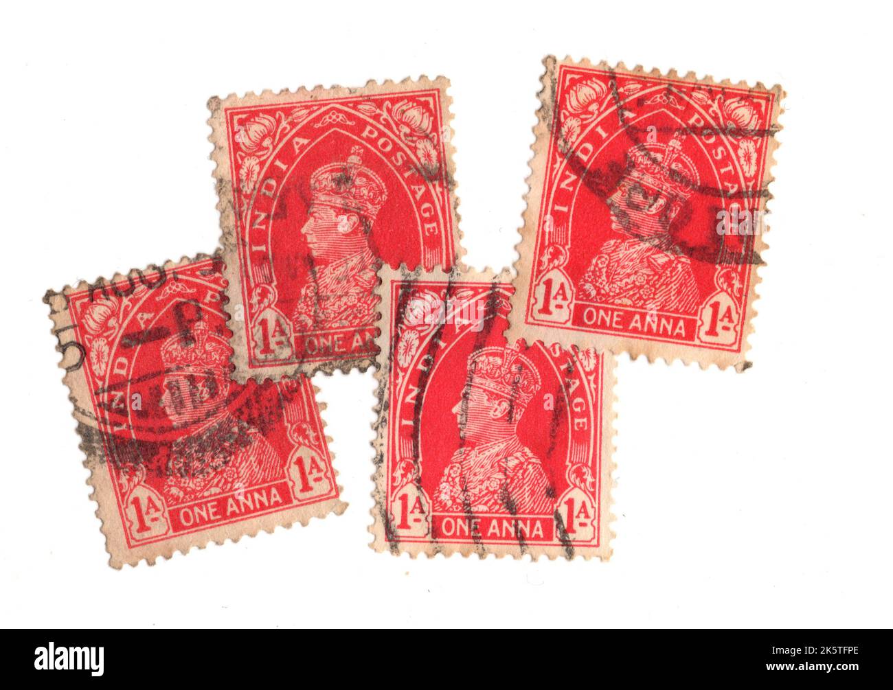 Eine Montage von Vintage-Briefmarken aus Indien auf weißem Hintergrund. Stockfoto