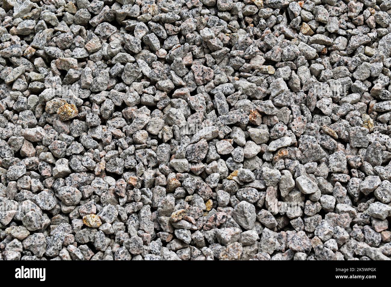 Graue Kiessteine, Kieselsteingrund Stockfoto