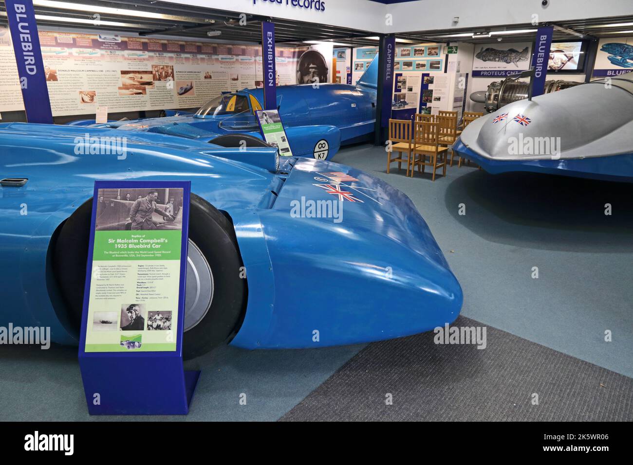 Bluebird Rekord brechende Auto und Boote, Lakeland Motor Museum Stockfoto