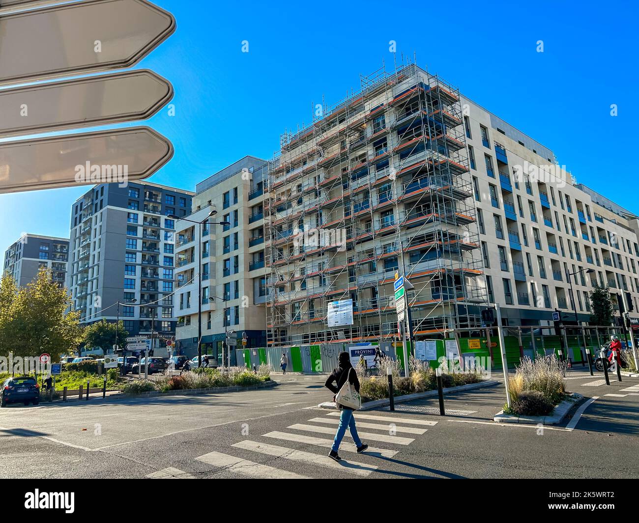 Joinville-le-Pont, Frankreich, French Real Estate Apartment-Gebäude in den Pariser Vororten, Straßenszenen, moderne Architektur und Klimawandel Stockfoto
