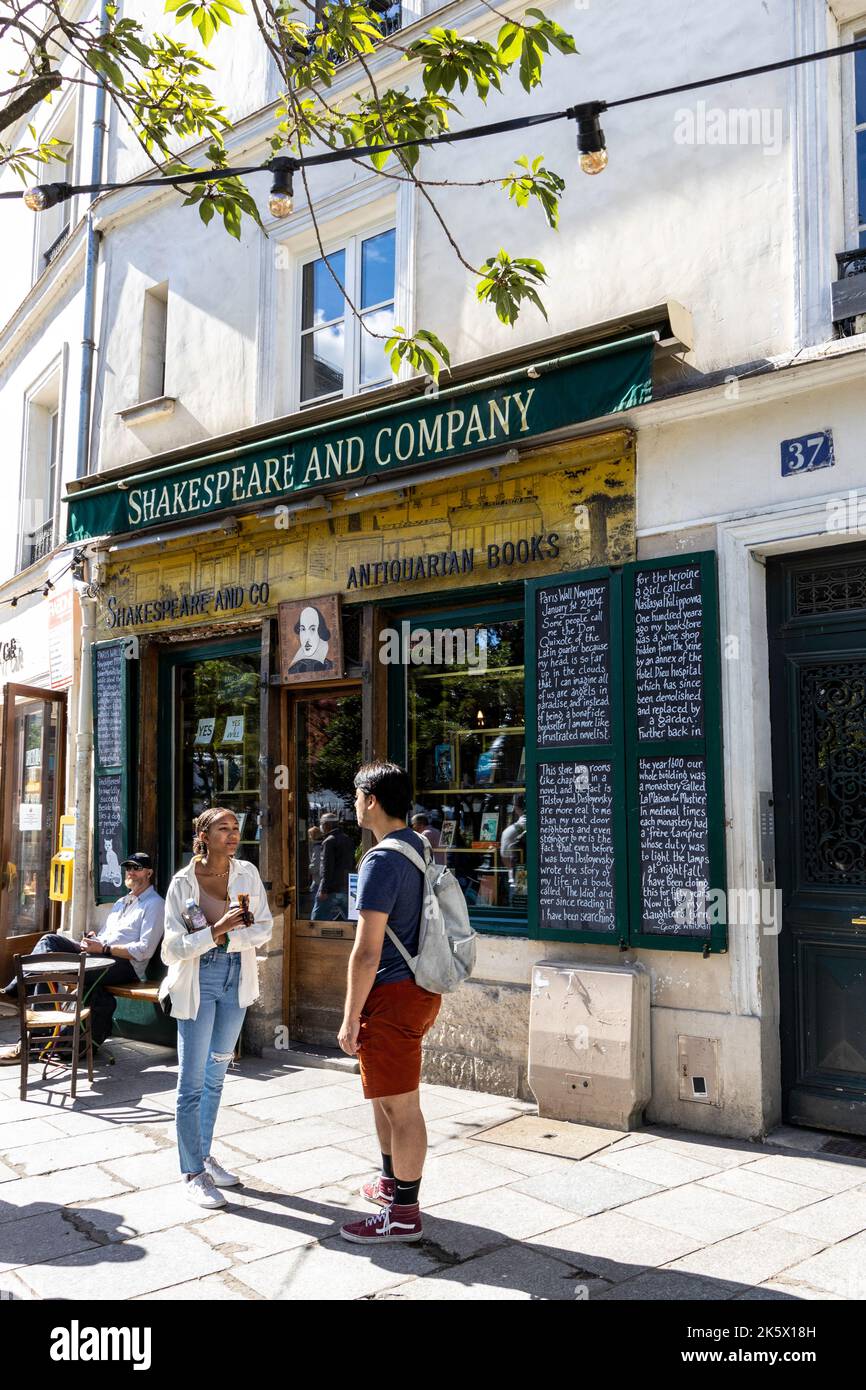 Shakespeare and Company, eine englischsprachige Buchhandlung im Zentrum von Paris Stockfoto