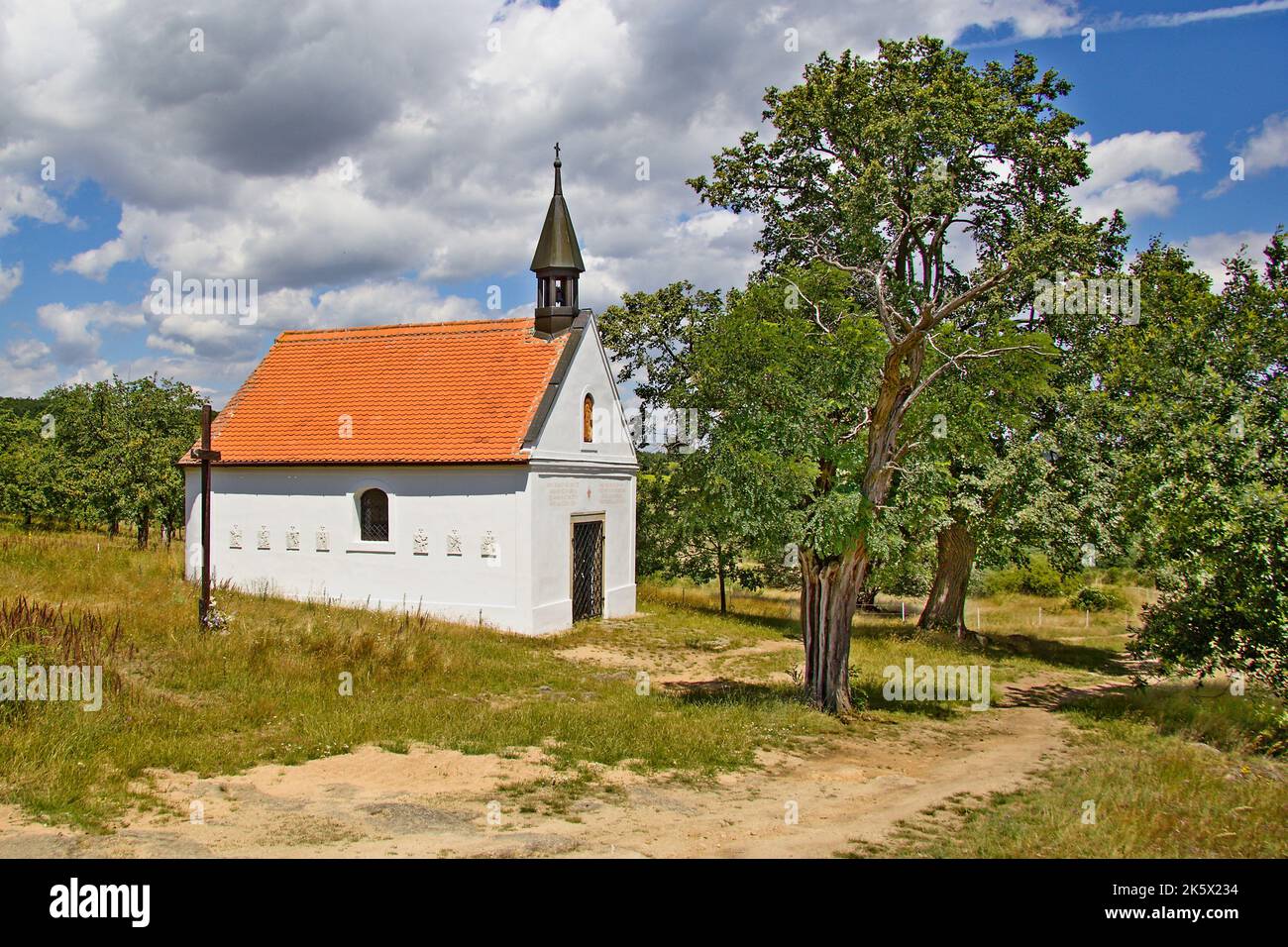 Kapelle unserer Lieben Frau von Leiden in Povice bei Znojmo, im Nationalpark Podyjí, Tschechien Stockfoto