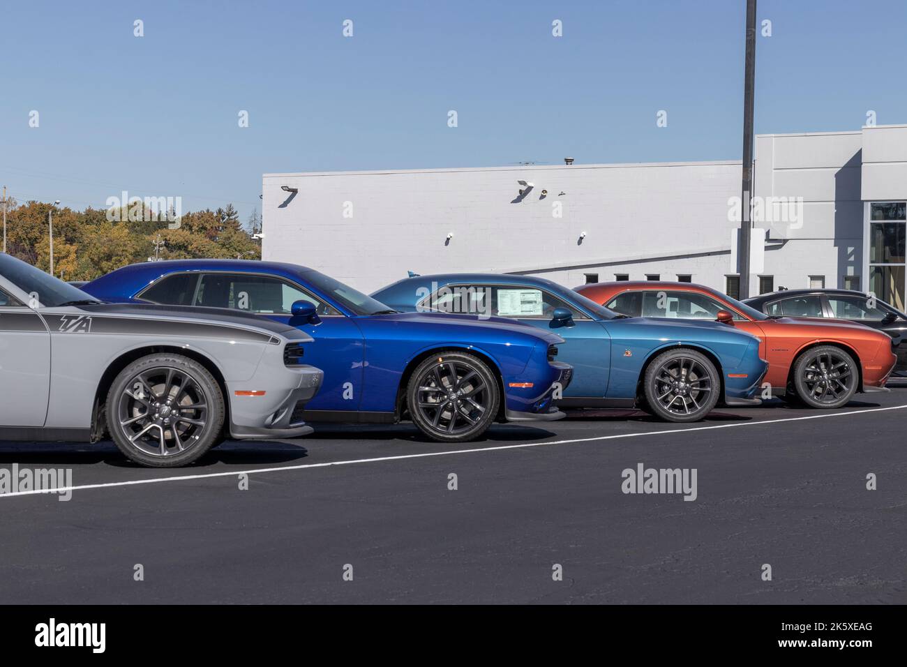 Indianapolis ca. Oktober 2022 Ausstellung der Dodge Challenger