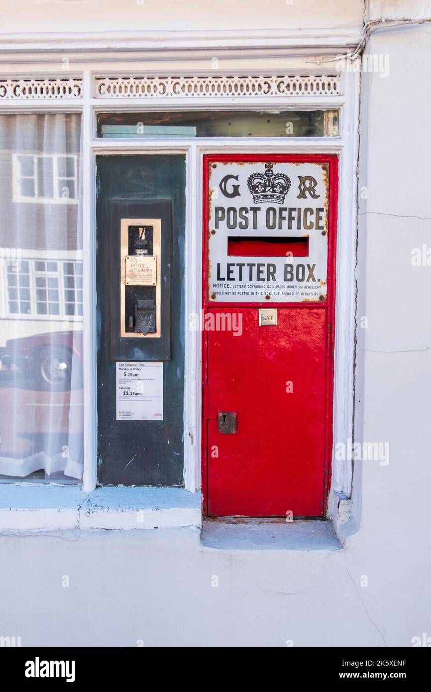 Old GR Post Office Postbox, Robertsbridge, East Sussex, Großbritannien Stockfoto