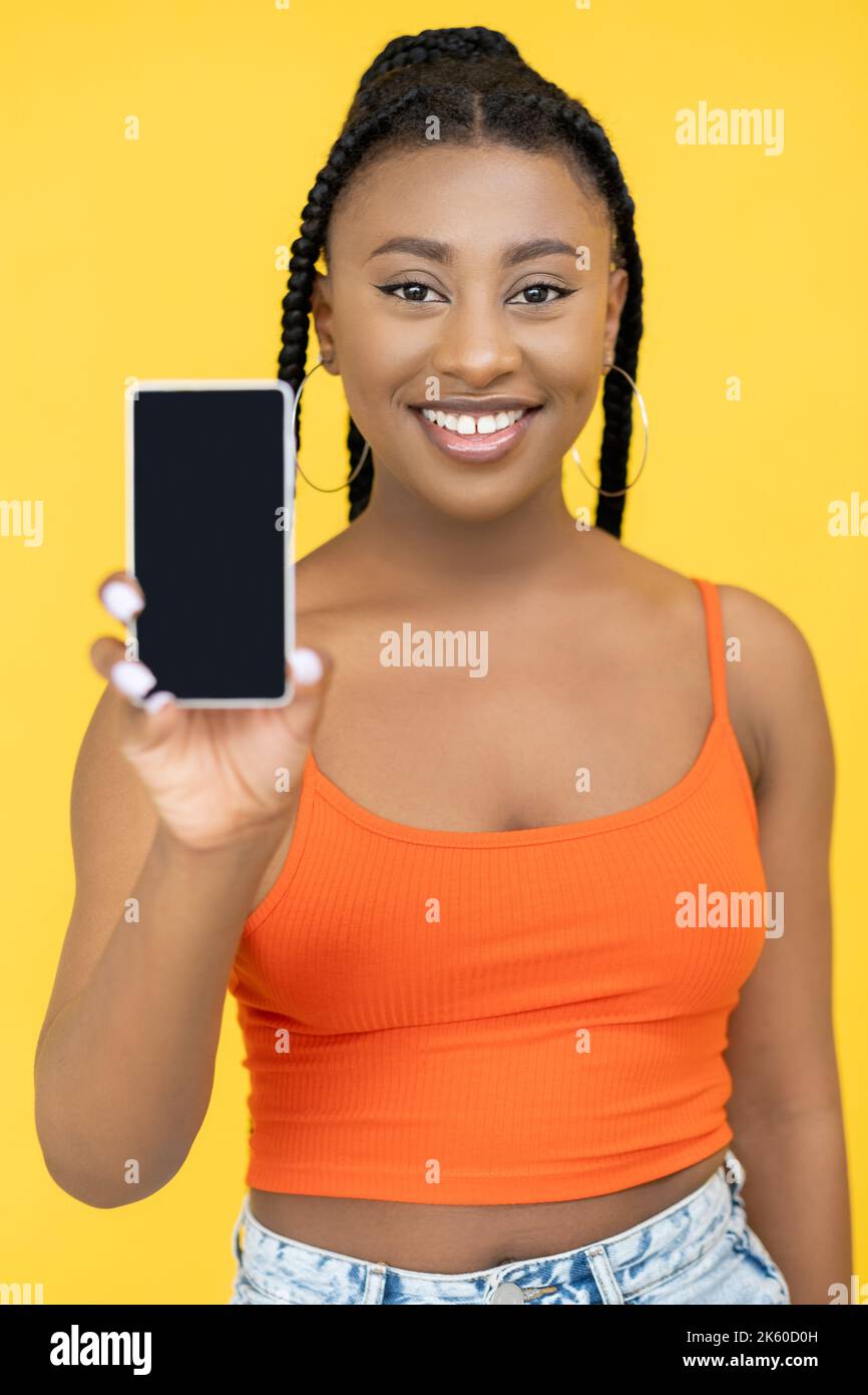 Handy-Anwendung Telefon Werbung Frau Stockfoto