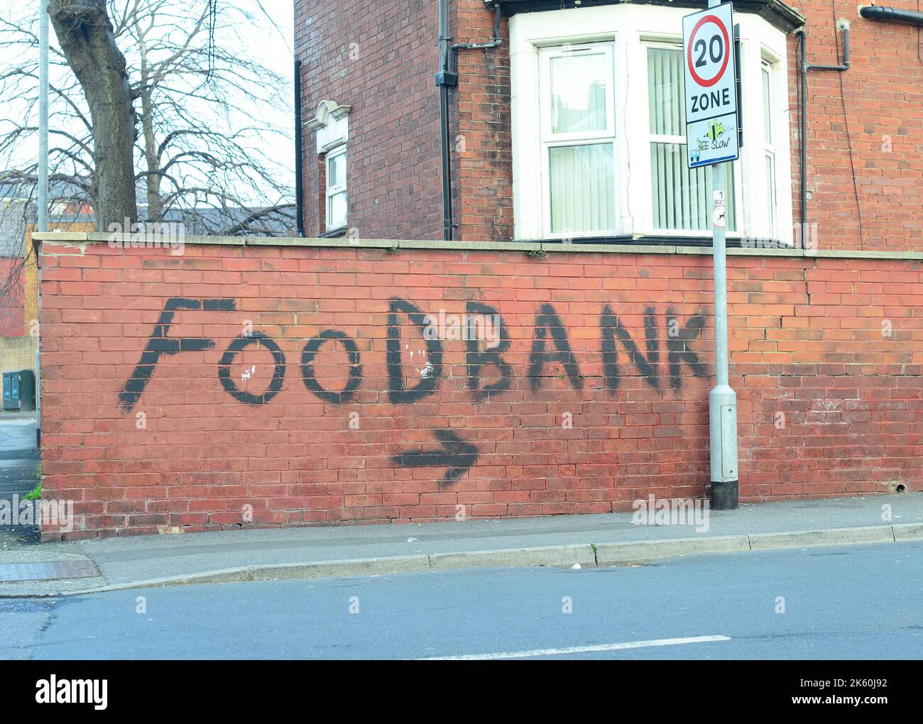 melden Sie sich bei der Lebensmittelbank in leeds yorkshire vereinigtes Königreich an Stockfoto