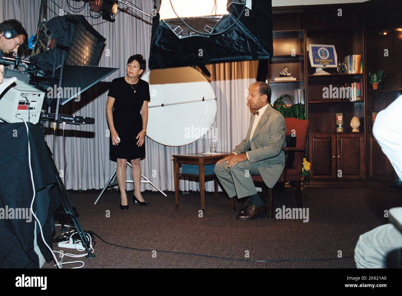 Büro des Sekretärs - Sekretärin Elaine Chao mit Bürgermeister Williams von Washington, DC Stockfoto