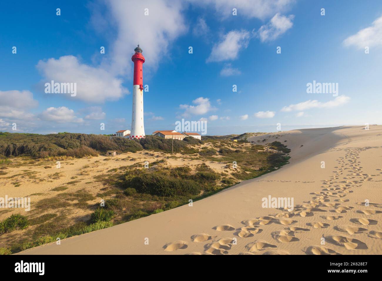 Leuchtturm und Dünen von La Coubre, Charente Maritime, Frankreich Stockfoto