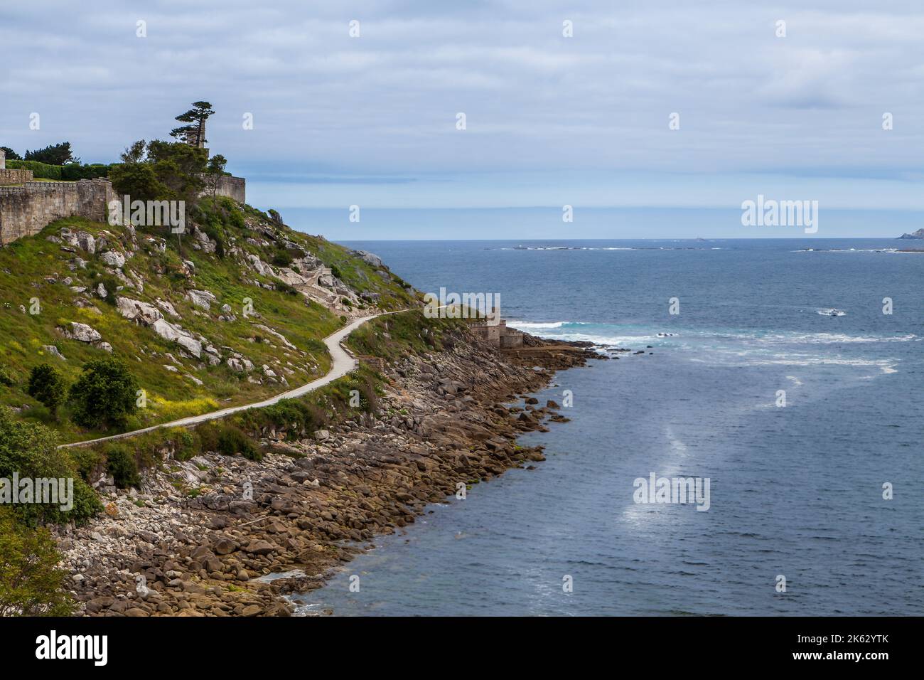 Die spanische Küste bei Baiona, Pontevedra, Spanien Stockfoto