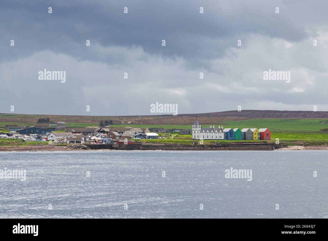 John O'Groats Village und The Inn at John O'Groats, Caithness, Schottland, Großbritannien Stockfoto