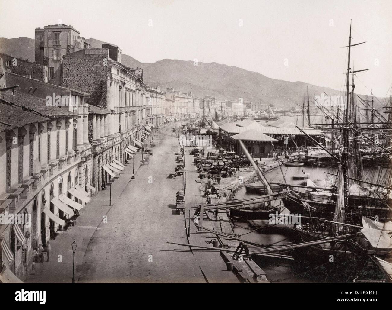 Vintage 19. Jahrhundert Fotografie - Hafen in Messina, Sizilien, Italien Stockfoto