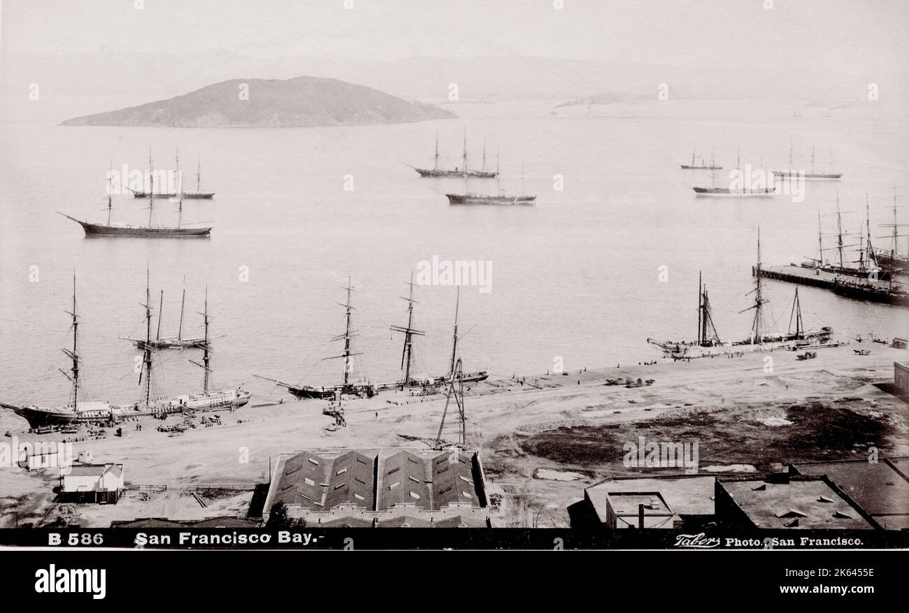 Vintage-Foto des 19. Jahrhunderts: Segelschiffe in San Francisco Bay, Kalifornien, USA Stockfoto