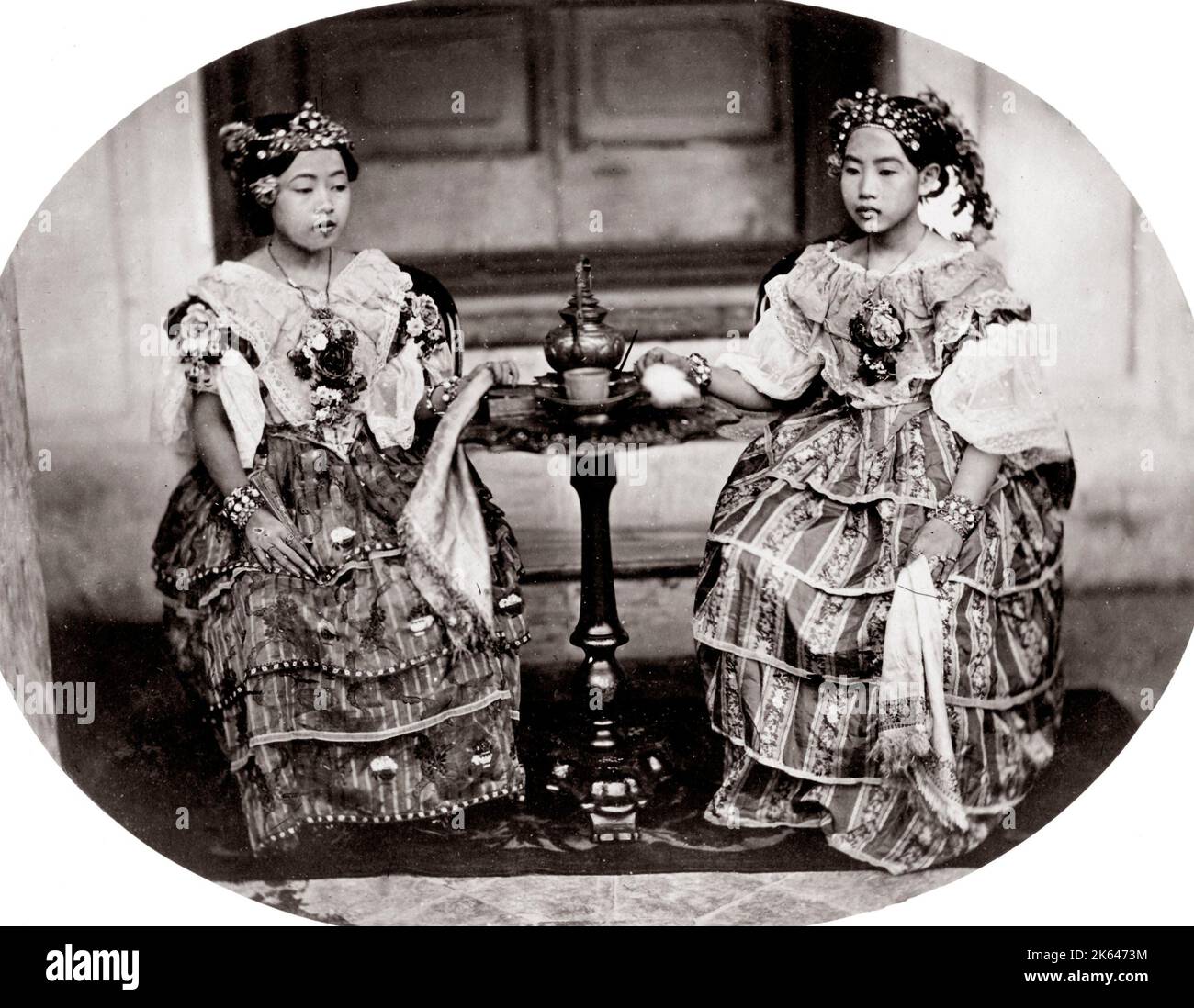 C 1860 Südostasien - Frauen von König Mongkut - Chao Chom Manda Beng und Chao Chom Manda Huang, Siam Thailand Stockfoto