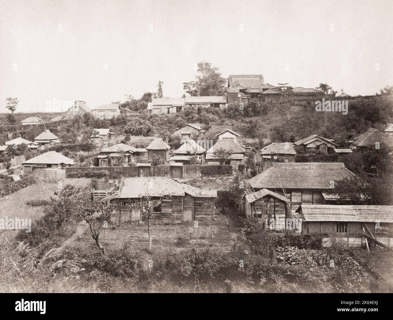 Vintage 19. Jahrhundert Foto: Blick von der Awoyama Road, Japan, aus dem Far East Magazin, 1870. Stockfoto