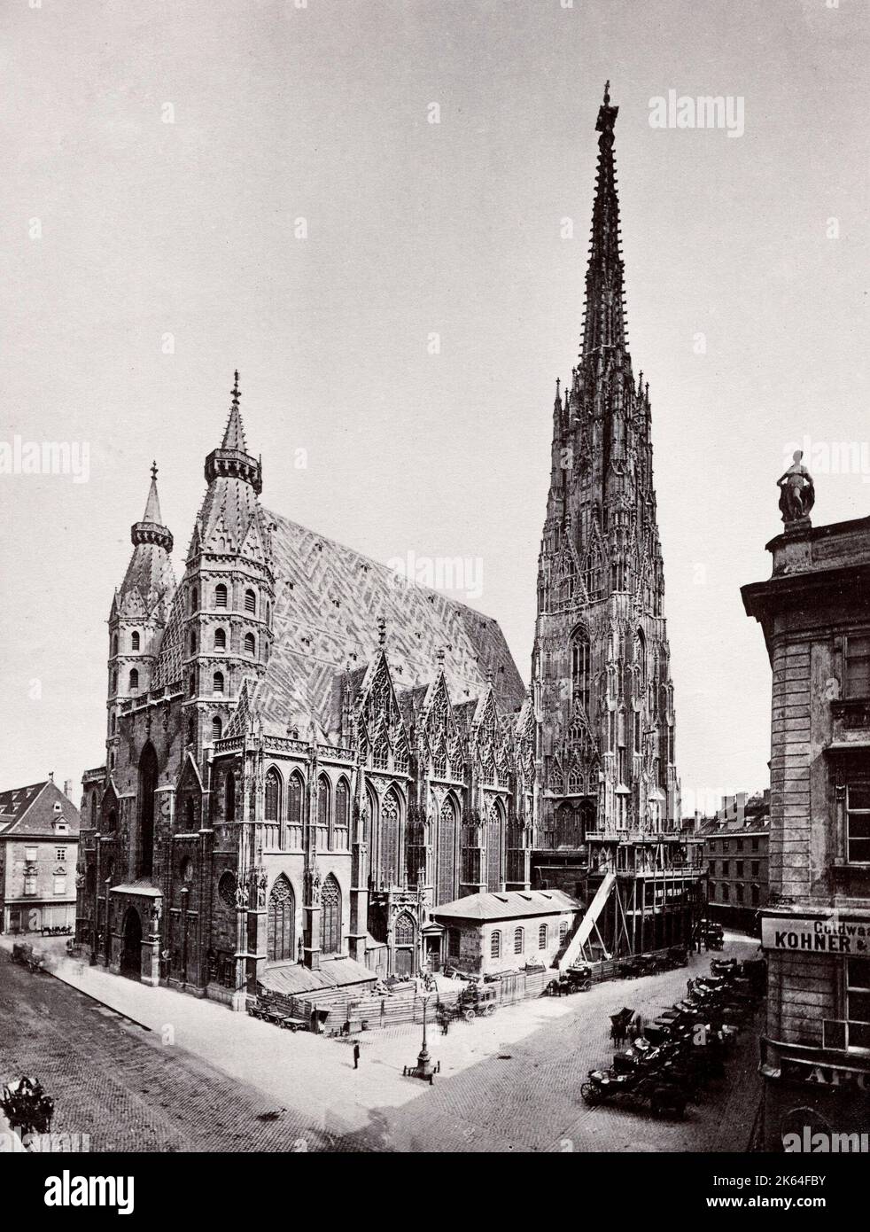 Vintage 19. Jahrhundert Fotografie - Stephansdom ist die Mutterkirche der römisch-katholischen Erzdiözese Wien und Sitz des Erzbischofs von Wien Stockfoto