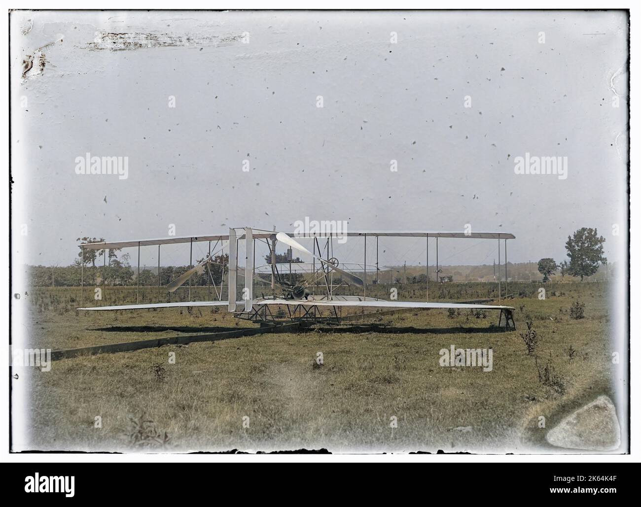 Nahaufnahme der Maschine beim Start verfolgen am Huffman Grasland, Dayton, Ohio. 1904 bis heute Juni oder Juli. Stockfoto