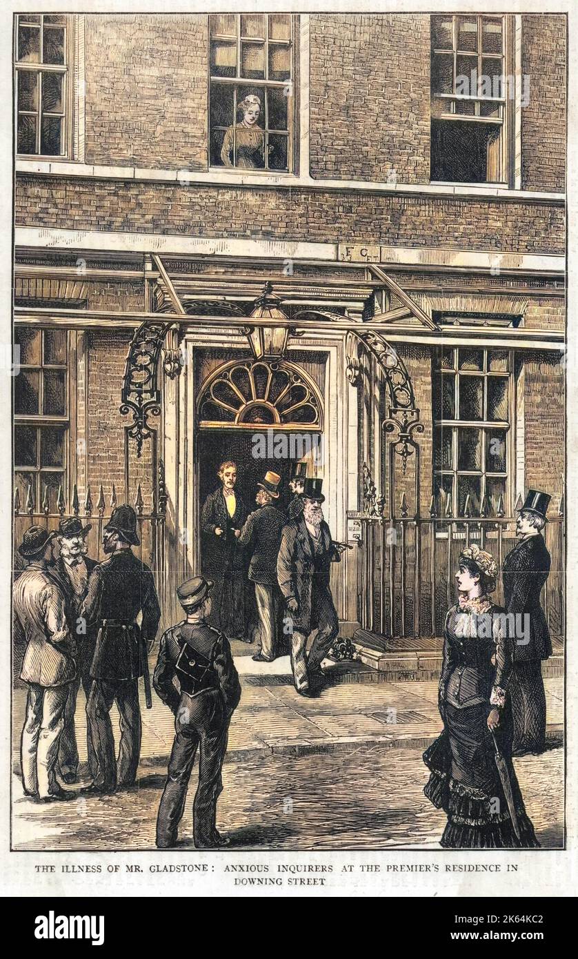 Die Szene in der Downing Street 10, Central London, während ängstliche Anwesende auf die Nachricht warten, dass Premierminister William Gladstone sich von einer Lungenentzündung erholt hat. Stockfoto
