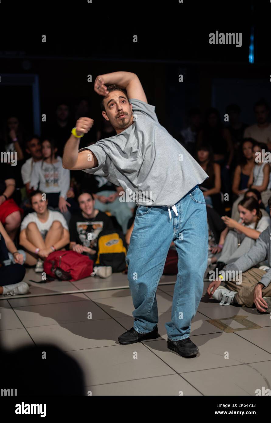 MAF Battle, Urban und Street Dance Event organisiert von Mafiia Crew während El Pilar Fiestas in Zaragoza, Spanien Stockfoto
