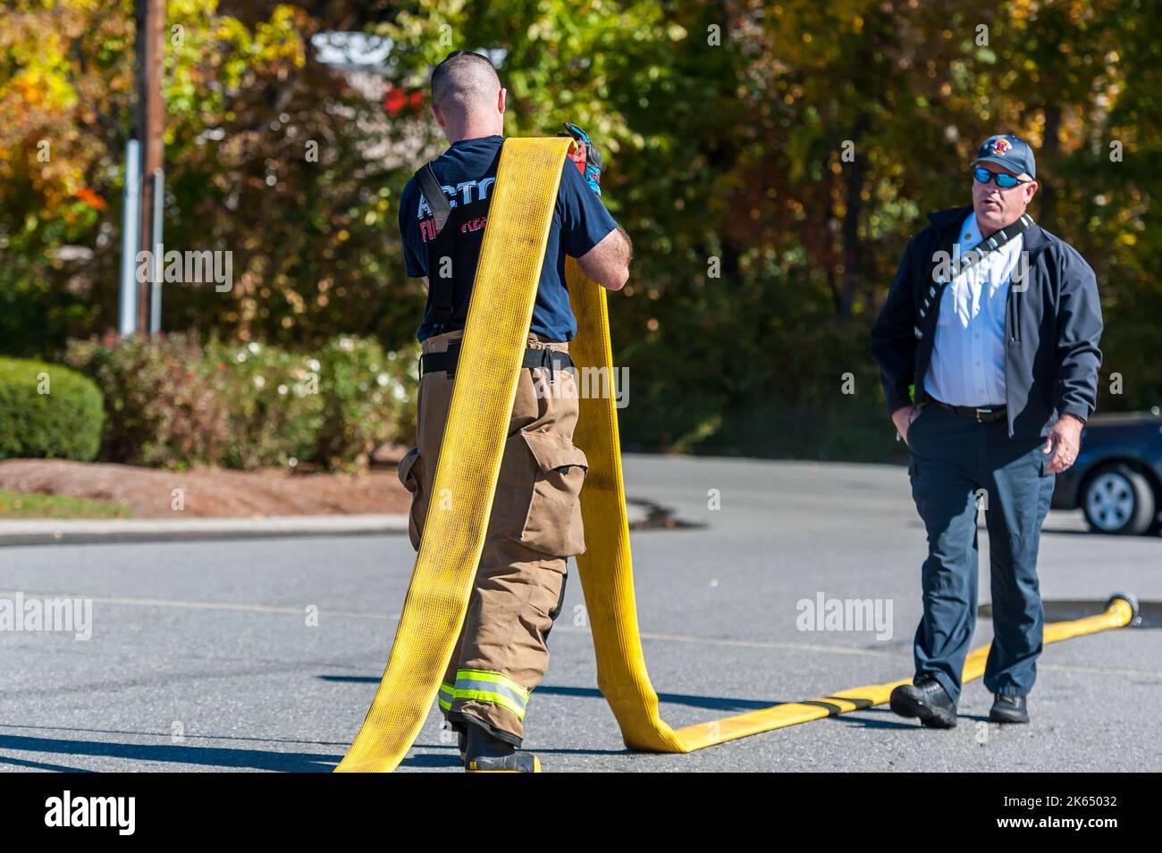 Acton feuerwehrchef robert hart Fotos und Bildmaterial in hoher