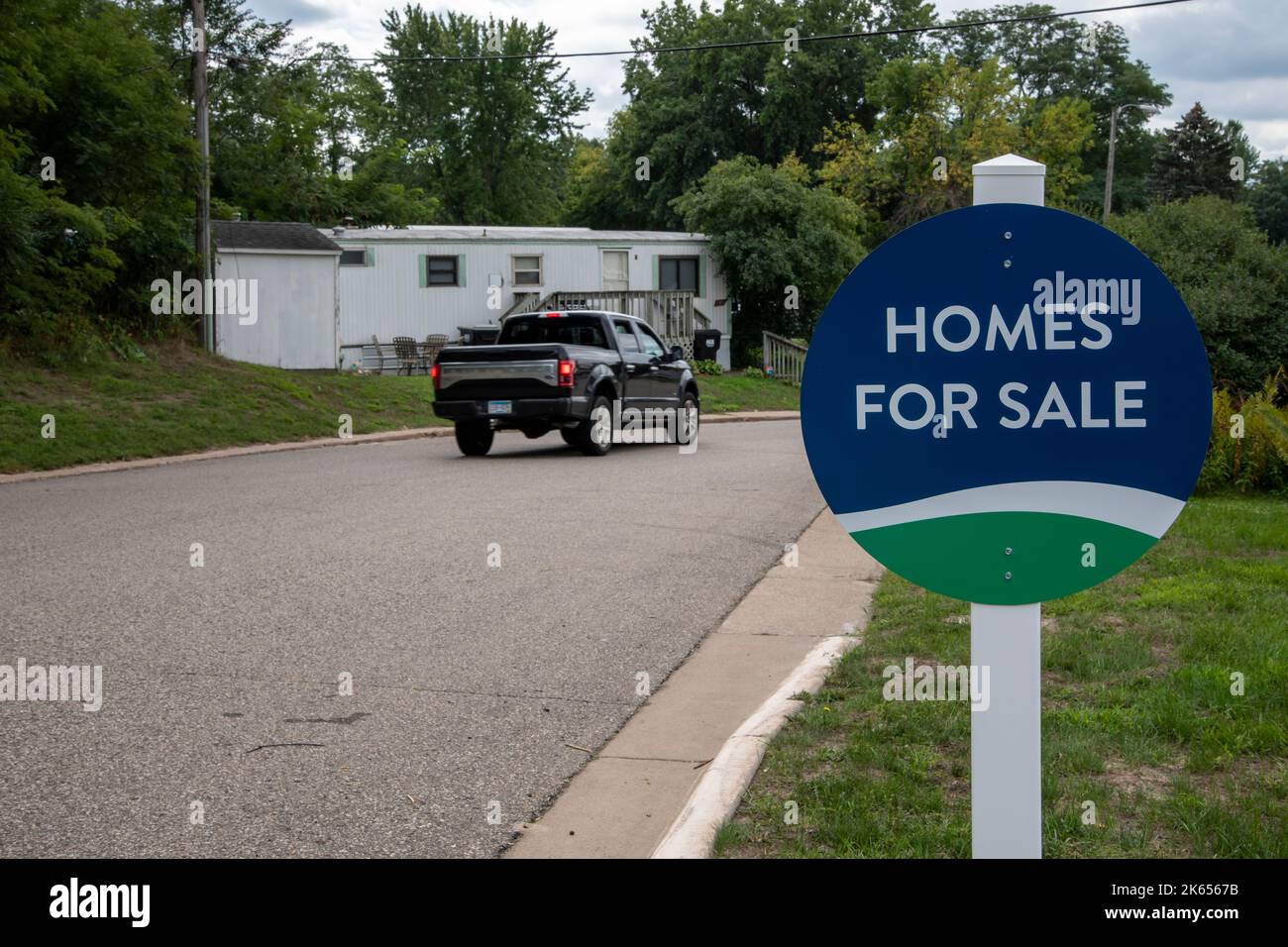 Vadnais Heights, Minnesota. 5 Star Mobile Estates mit Mobilheimen zum Verkauf. Aufgrund der hohen steigenden Preise für Wohnungen ist ein Mobilheim eine gute Alternative Stockfoto