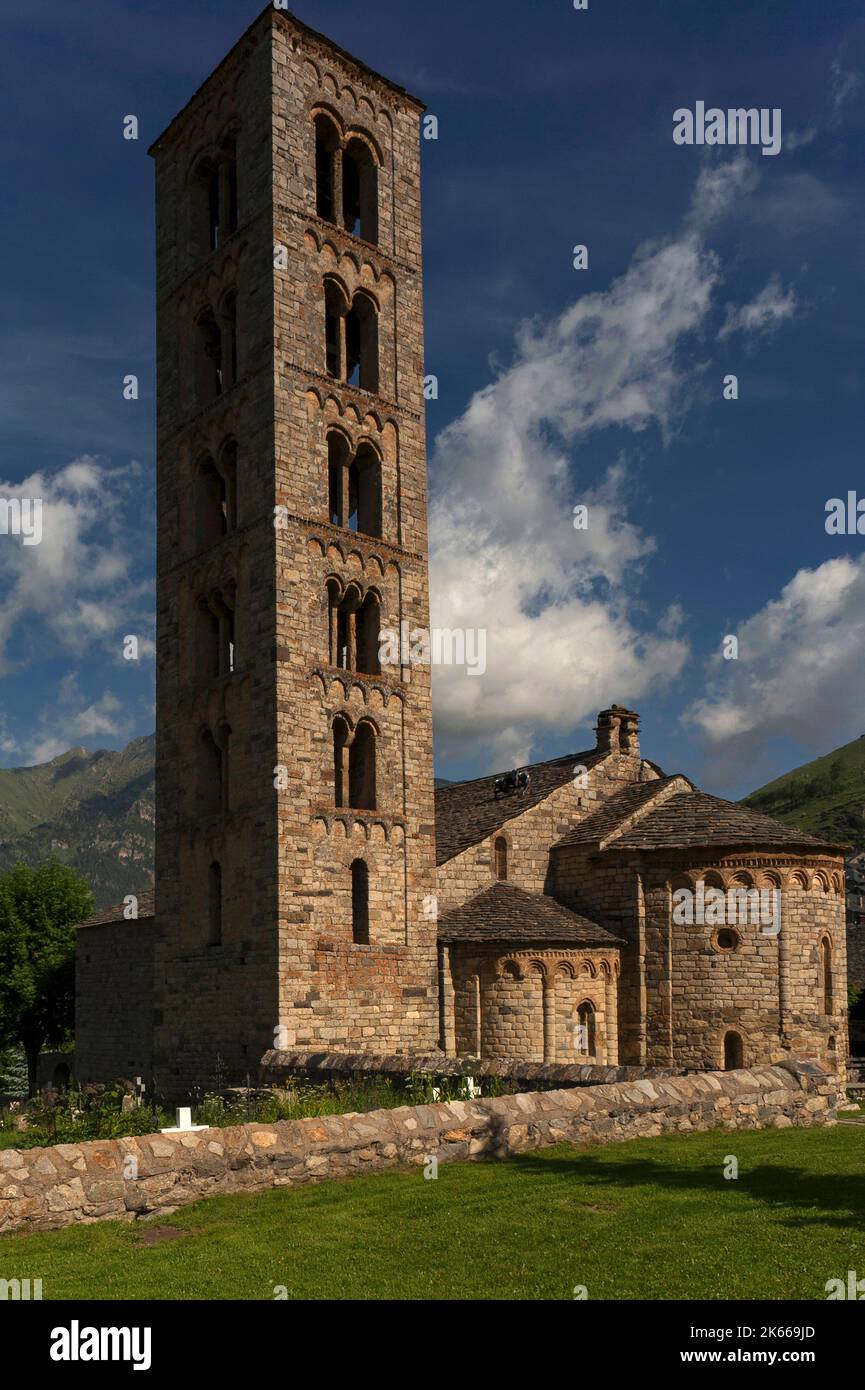 Lombardische basilika Fotos und Bildmaterial in hoher Auflösung Alamy