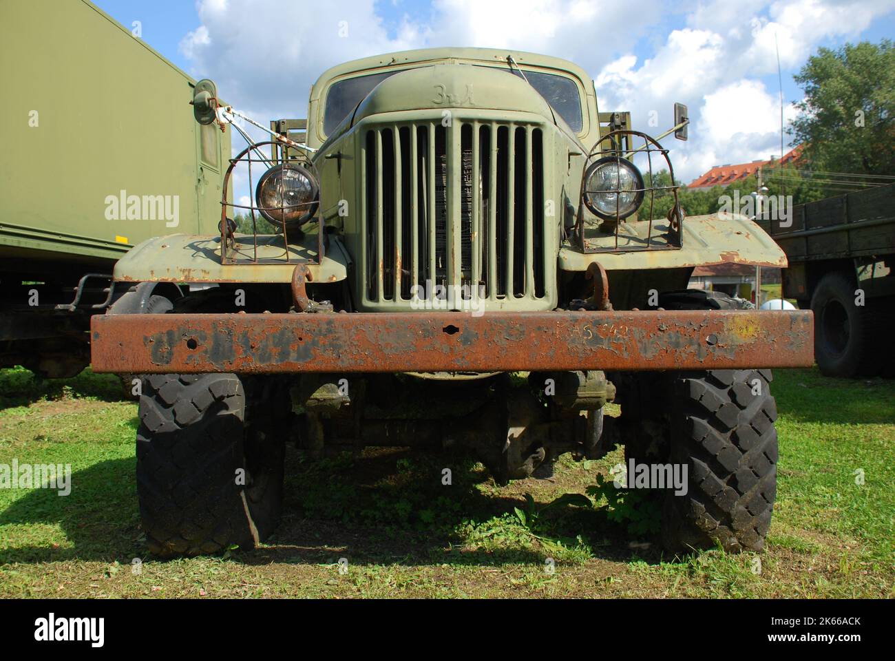 Zil 157 truck -Fotos und -Bildmaterial in hoher Auflösung – Alamy