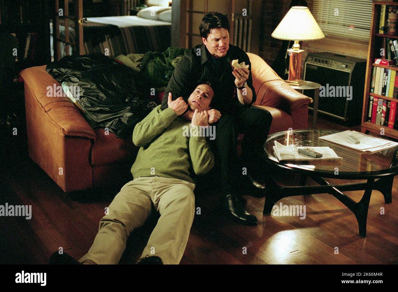 JASON LEE, LOCHLYN MUNRO, EINE MÄNNERSACHE, 2003 Stockfoto