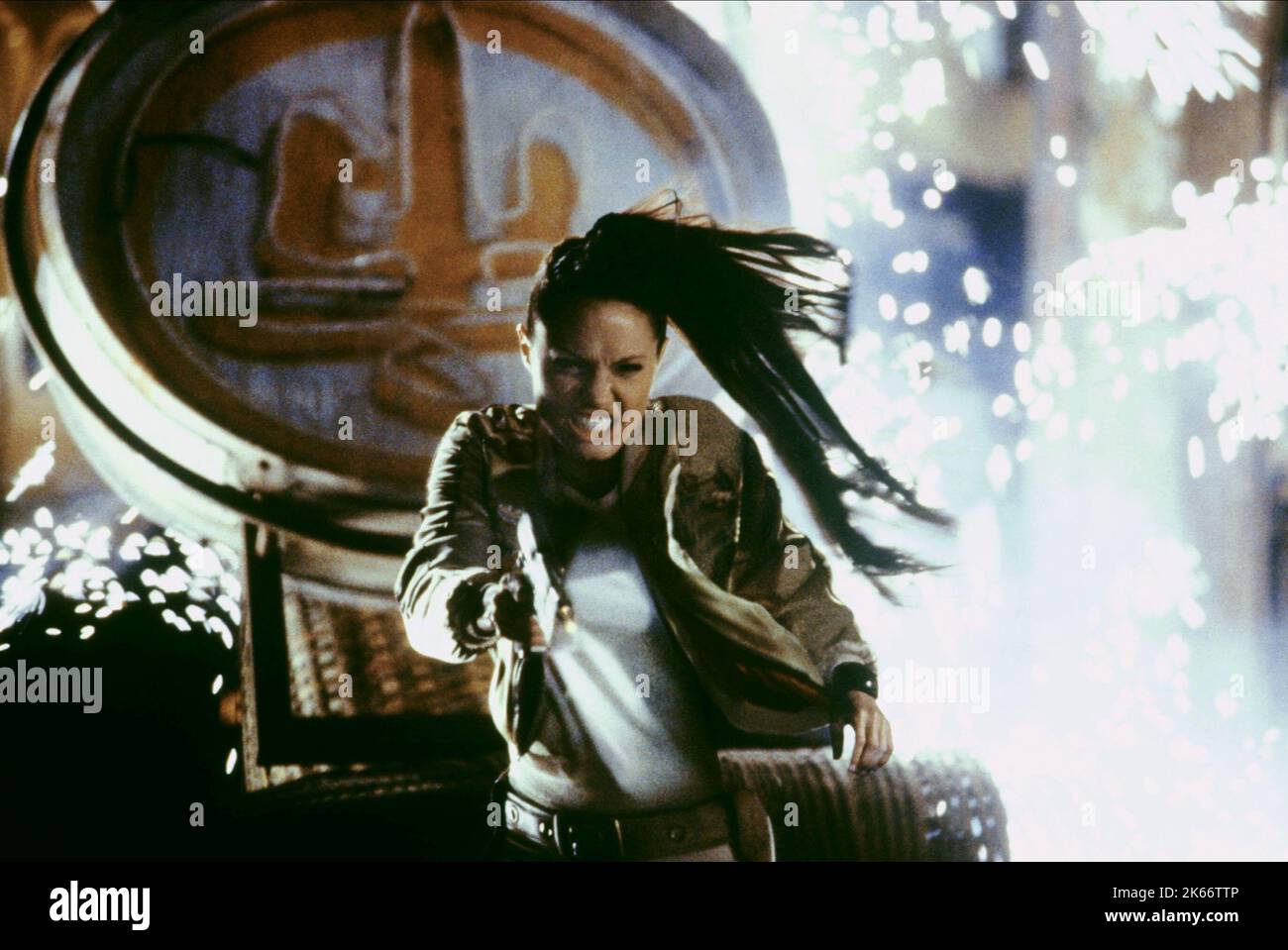 ANGELINA JOLIE, Lara Croft Tomb Raider: die Wiege des Lebens 2003 Stockfoto