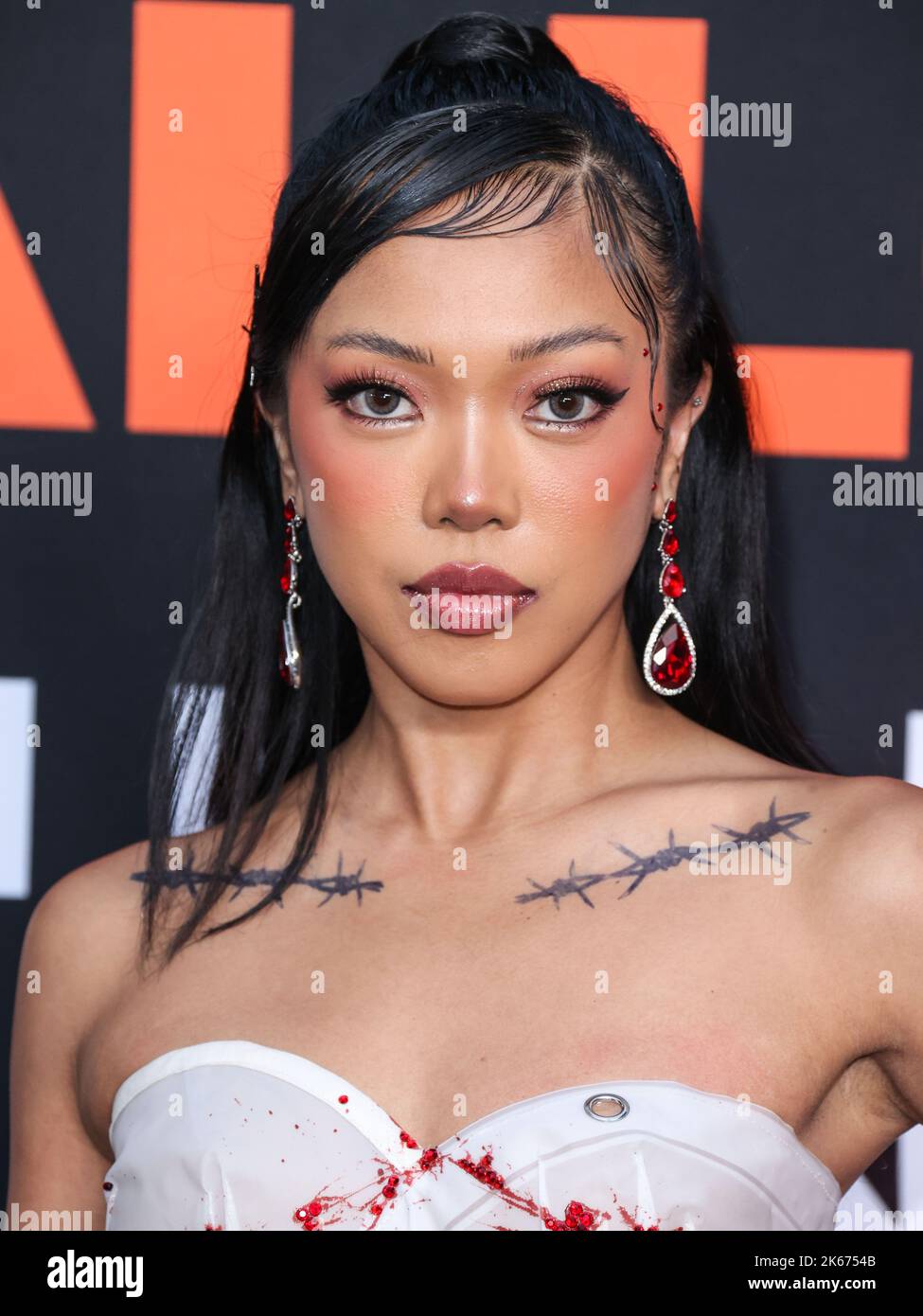 Hollywood, Usa. 11. Oktober 2022. HOLLYWOOD, LOS ANGELES, KALIFORNIEN, USA - 11. OKTOBER: Nava Rose kommt zur Weltpremiere von Universal Pictures and Blumhouse Productions' 'Halloween Ends', die am 11. Oktober 2022 im TCL Chinese Theatre IMAX in Hollywood, Los Angeles, Kalifornien, USA, stattfand. (Foto von Xavier Collin/Image Press Agency) Quelle: Image Press Agency/Alamy Live News Stockfoto
