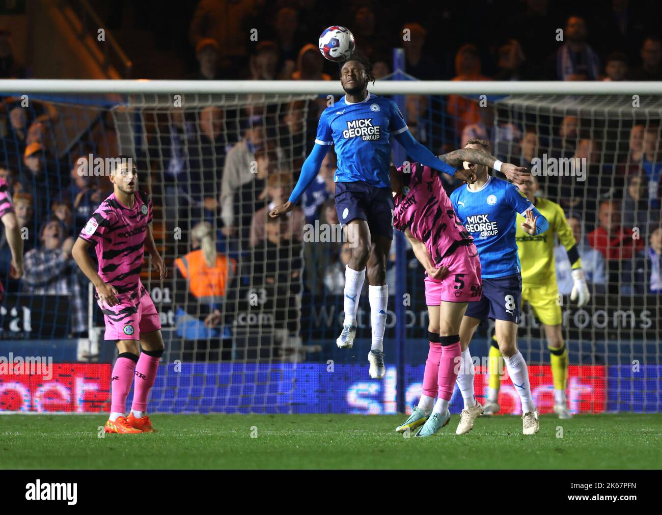Peterborough, Großbritannien. 11. Oktober 2022. Ricky Jade-Jones (PU) beim Spiel Peterborough United gegen Forest Green Rovers, EFL League One, im Weston Homes Stadium, Peterborough, Cambridgeshire. Kredit: Paul Marriott/Alamy Live Nachrichten Stockfoto