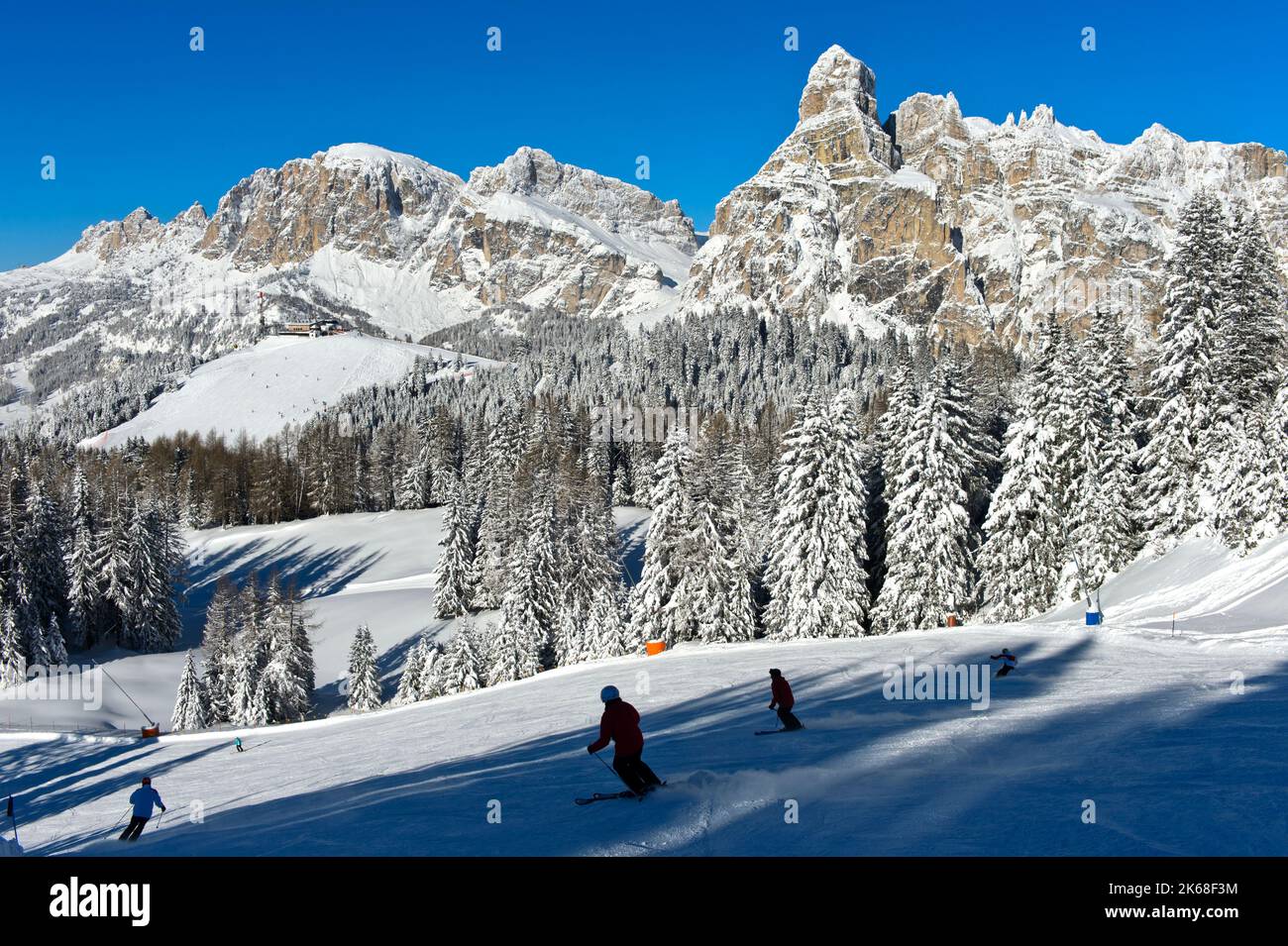 Skipisten Im Skigebiet La Villa, Hinter Dem Sassongher, Alta Badia, Dolomiten, Südtirol, Italien Stockfoto