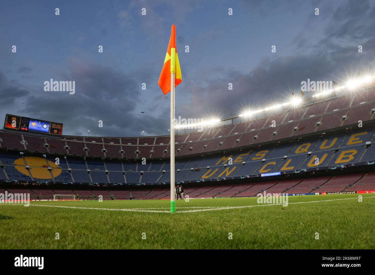 Barcelona, Spanien. 12. Oktober 2022. Eine allgemeine Ansicht vor dem Spiel der UEFA Champions League im Camp Nou, Barcelona. Bildnachweis sollte lauten: Jonathan Moscrop/Sportimage Kredit: Sportimage/Alamy Live News Stockfoto