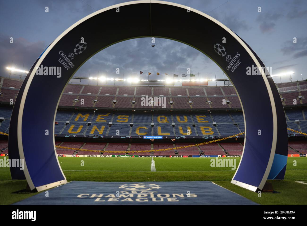 Barcelona, Spanien. 12. Oktober 2022. Eine allgemeine Ansicht vor dem Spiel der UEFA Champions League im Camp Nou, Barcelona. Bildnachweis sollte lauten: Jonathan Moscrop/Sportimage Kredit: Sportimage/Alamy Live News Stockfoto