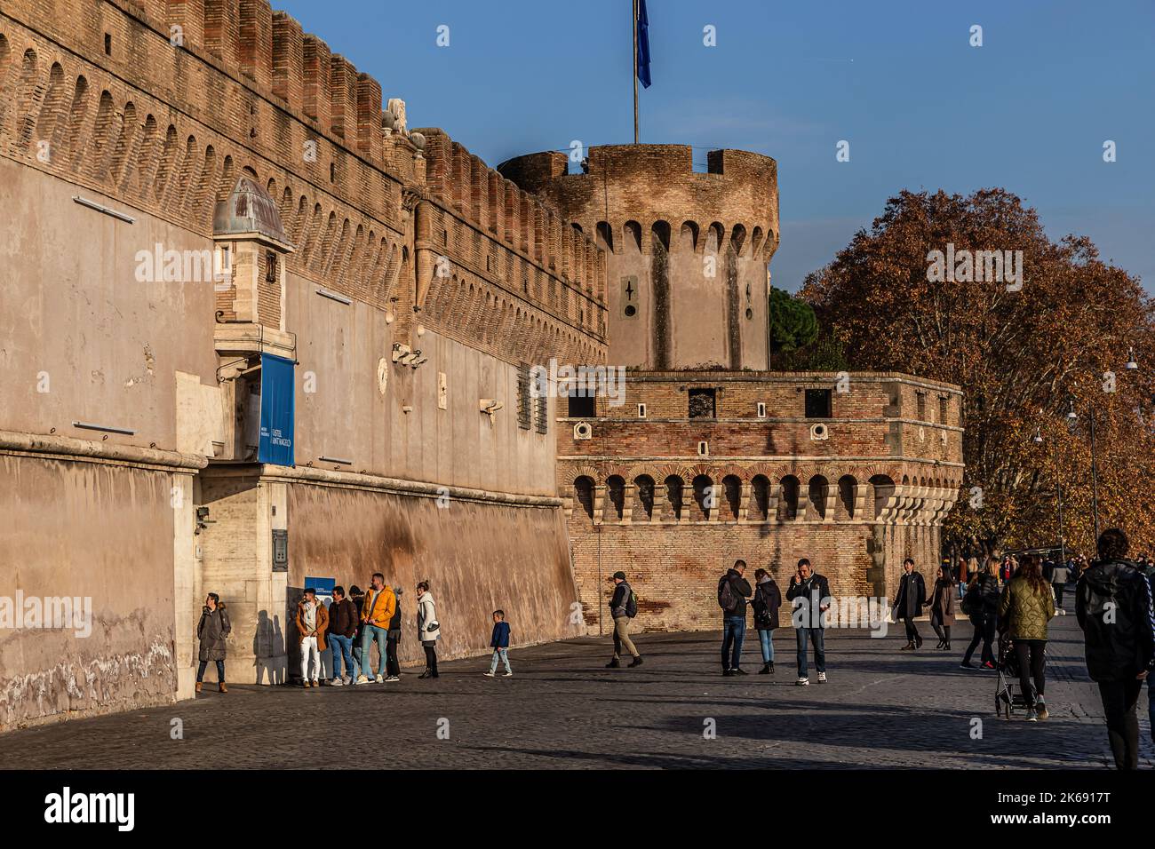 ROM, ITALIEN - 06. DEZEMBER 2019: Engelsburg in Rom, Italien Stockfoto